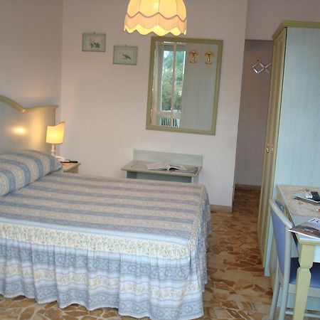 פורטה דיי מארמי Hotel Villa Rona מראה חיצוני תמונה