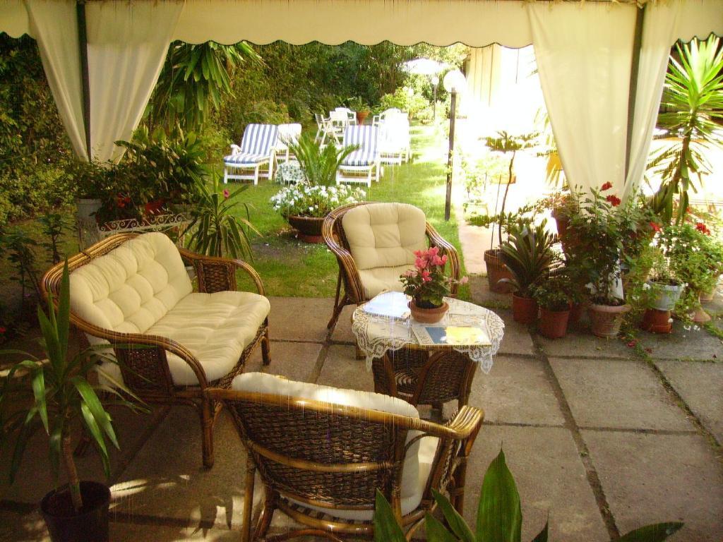 פורטה דיי מארמי Hotel Villa Rona מראה חיצוני תמונה